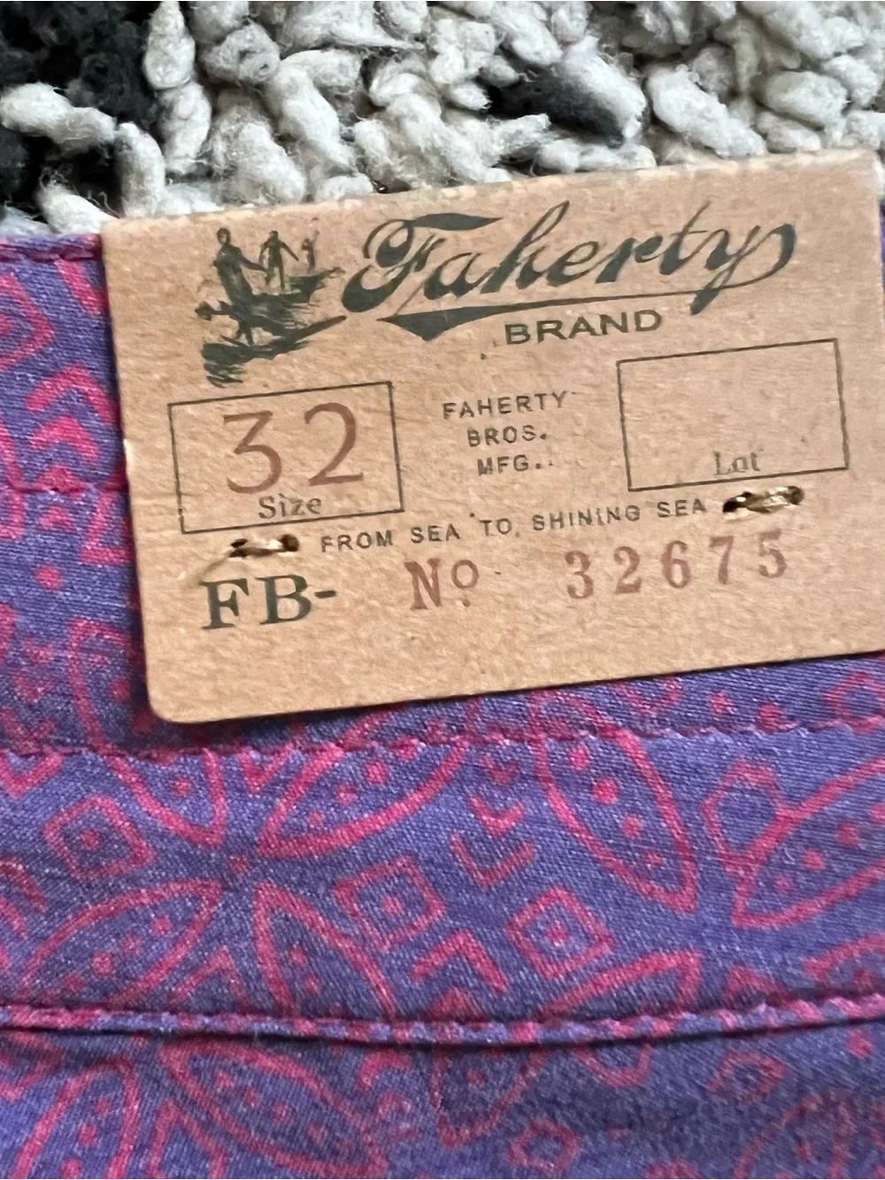 Faherty Biarritz Board Shorts Light Red Blue 9” Inseam Quick Dry Men’s Size 32